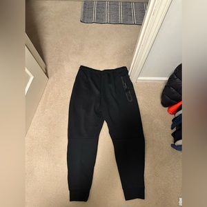 Men’s Nike Tech Pants